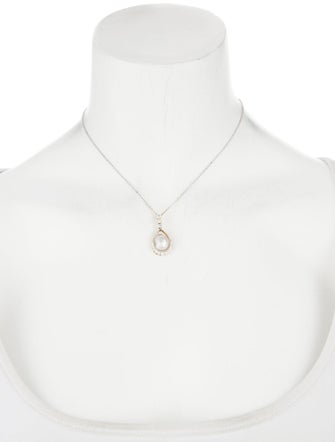 Necklace Pearl & Diamond Pendant Necklace