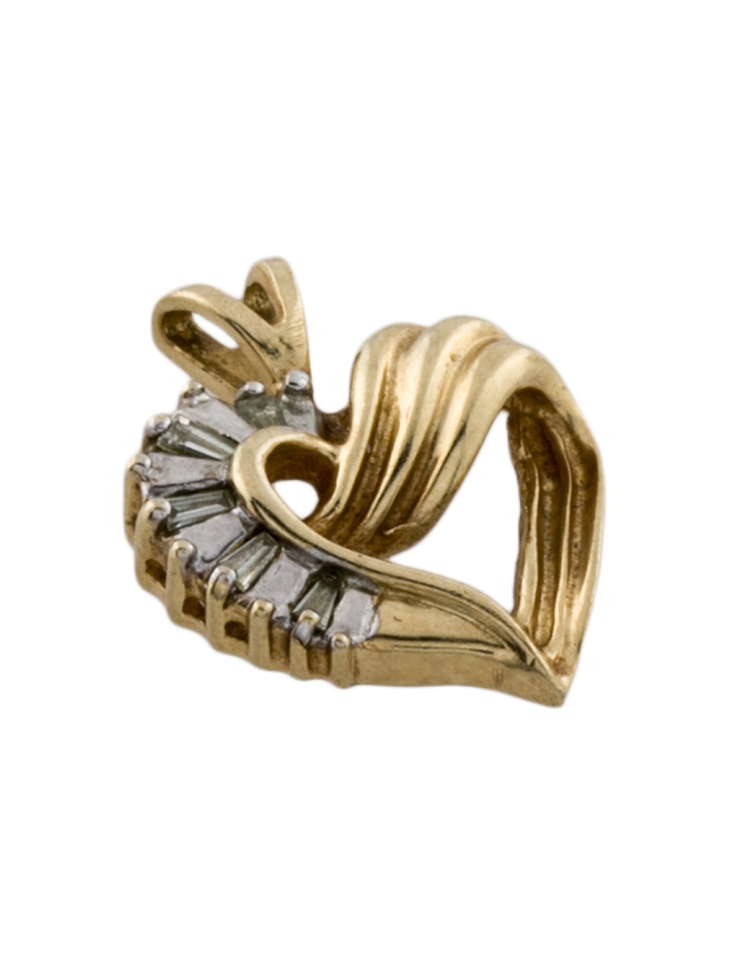 Necklace 10K Diamond Heart Pendant