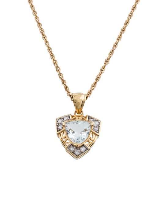 Aquamarine & Quartz Pendant Necklace yellow