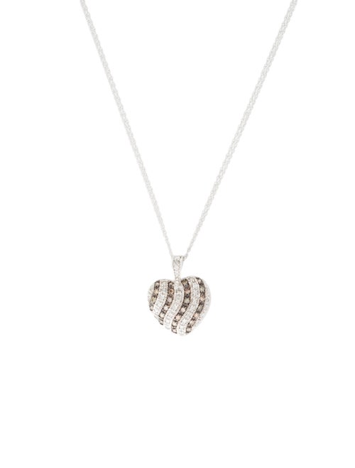 14K Diamond Heart Pendant Necklace white