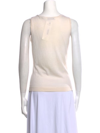 Neiman Marcus Cashmere Scoop Neck Sweater