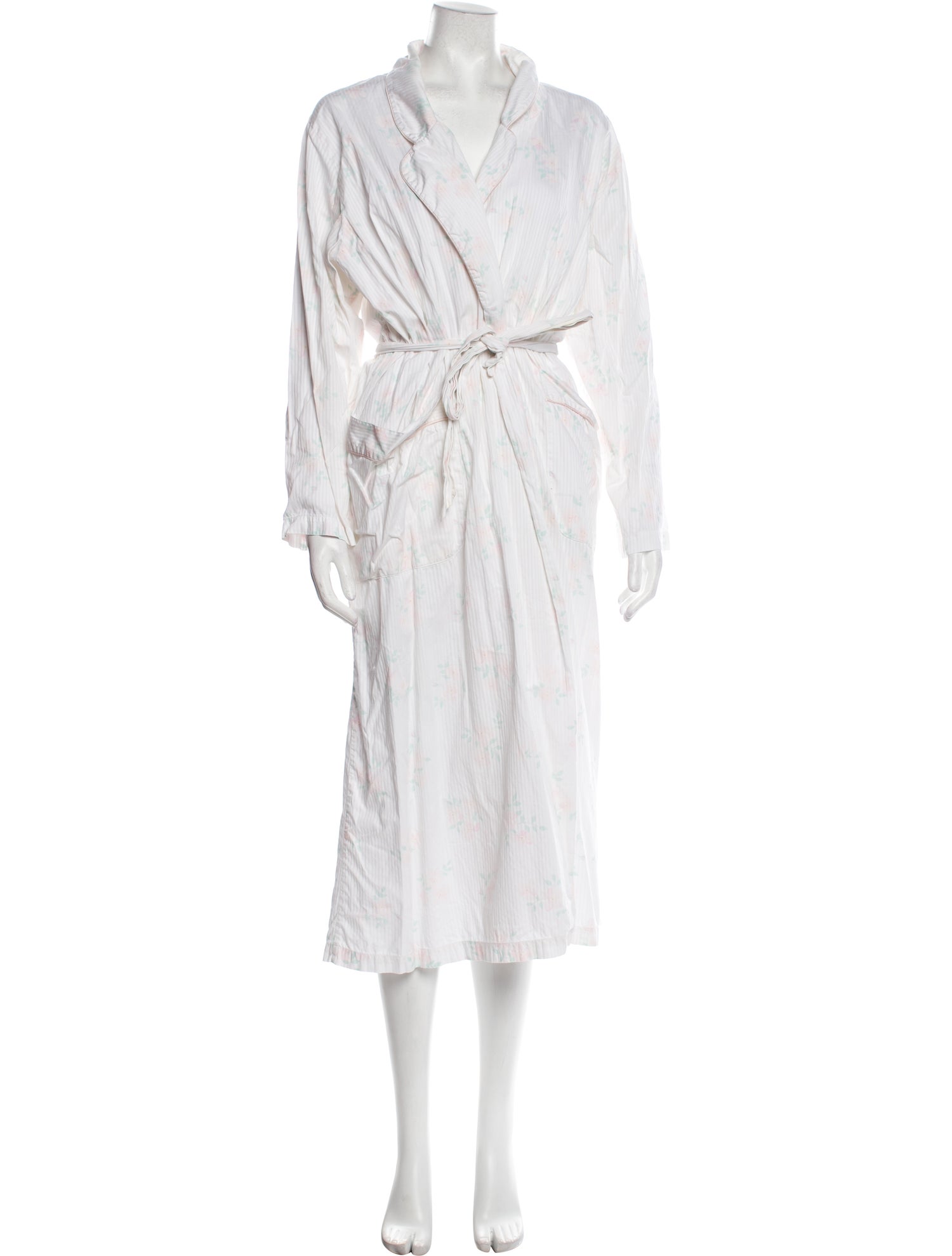 Neiman Marcus Robe