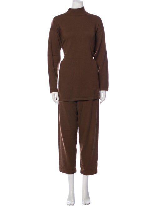 Neiman Marcus Cashmere Pant Set