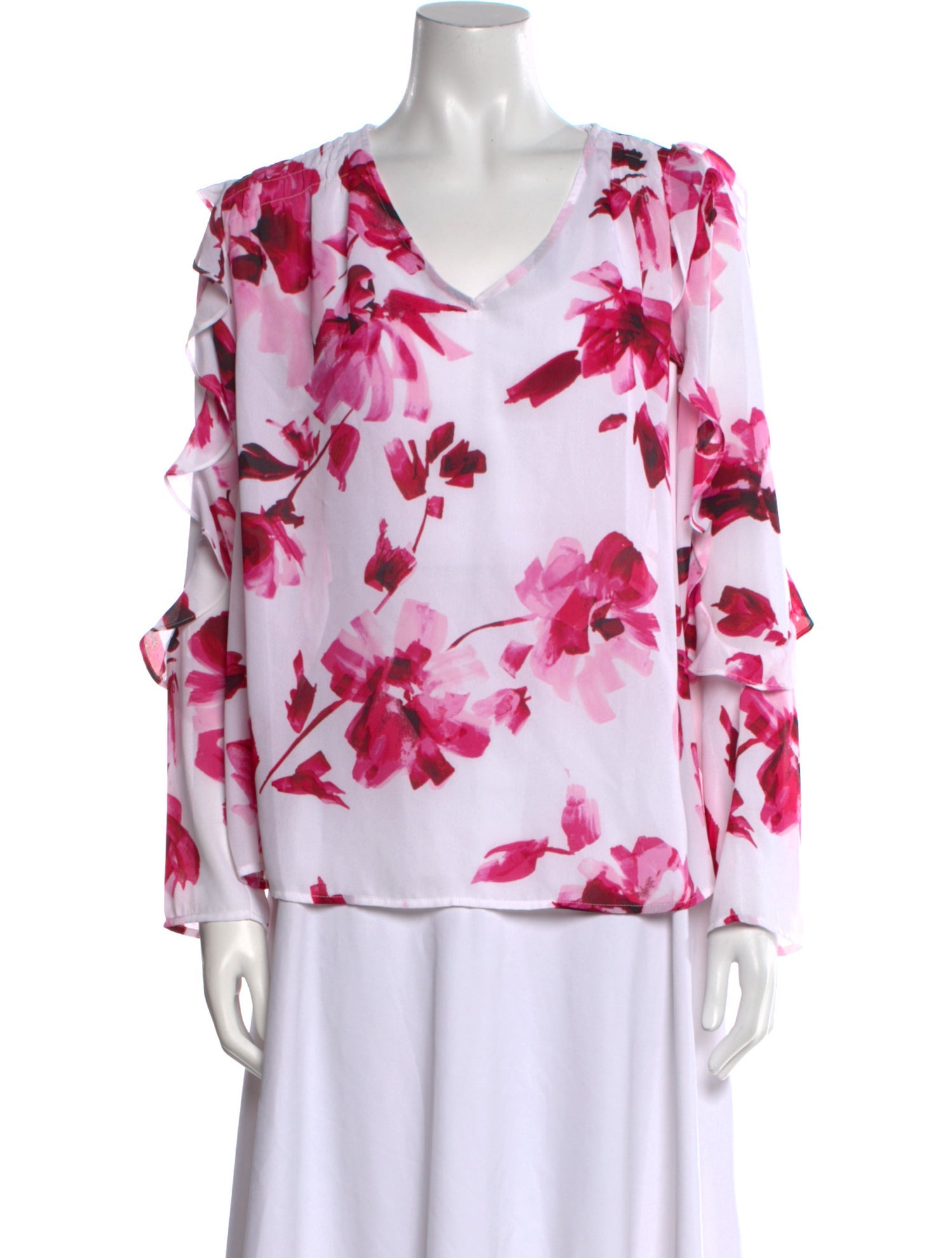 Neiman Marcus Floral Print V-Neck Blouse