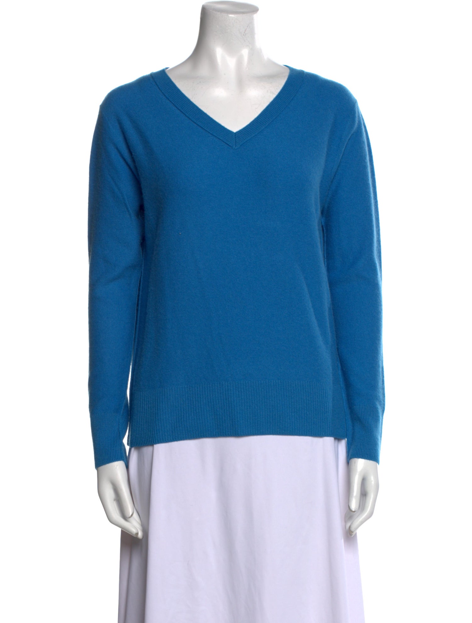 Neiman Marcus Cashmere V-Neck Sweater