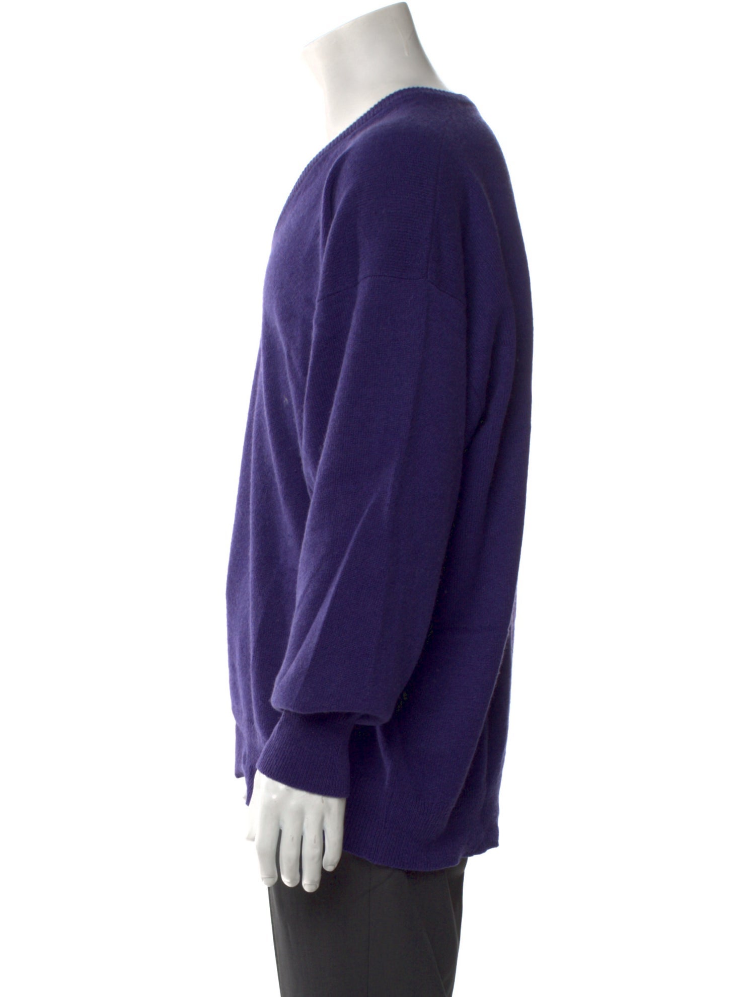 Neiman Marcus Cashmere V-Neck Pullover