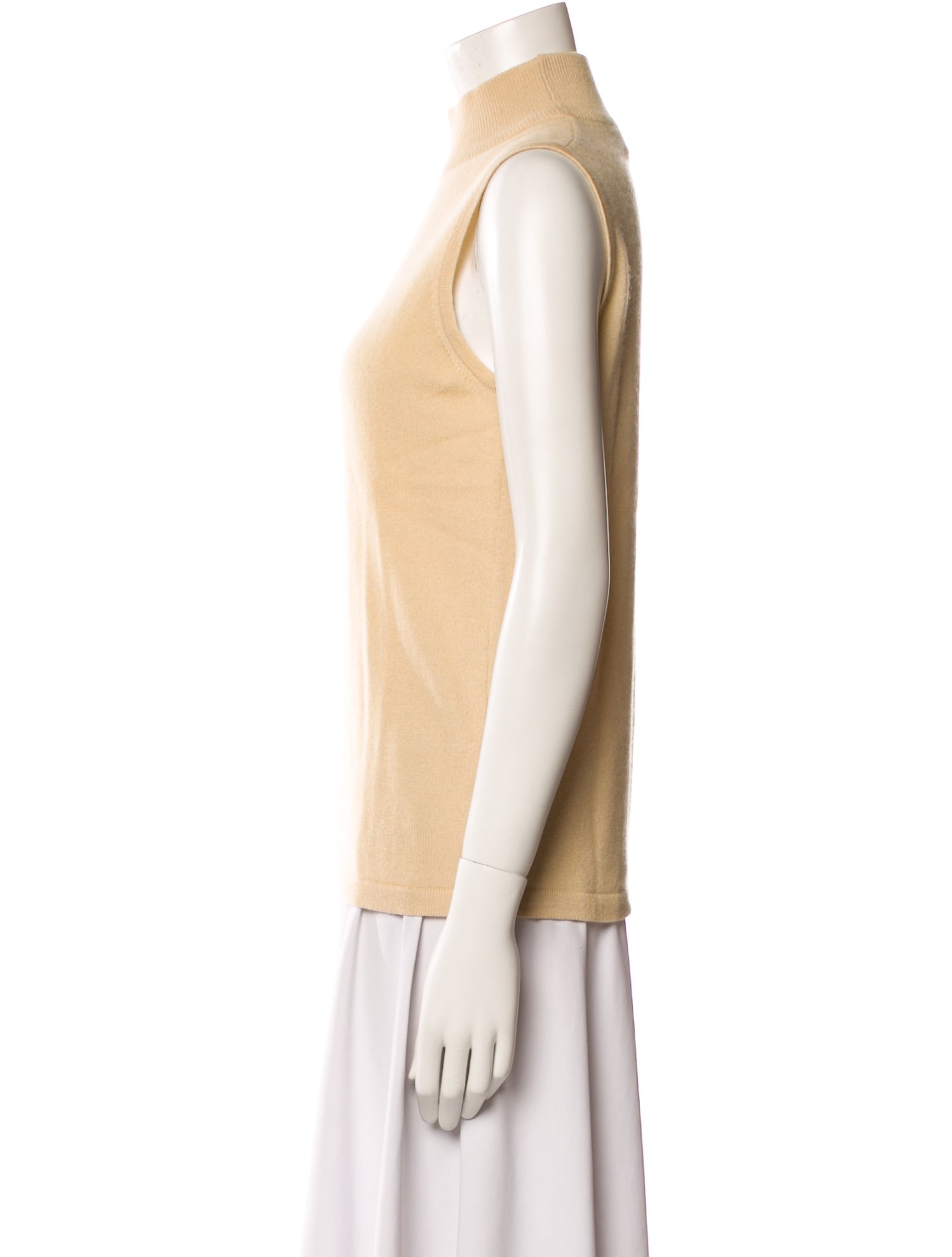 Neiman Marcus Cashmere Turtleneck Sweater