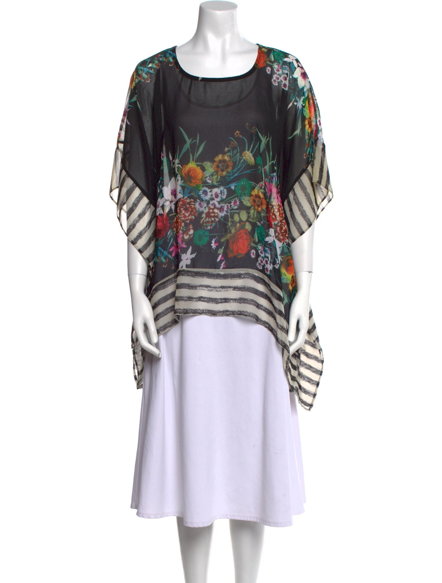 Neiman Marcus Printed Scoop Neck T-Shirt