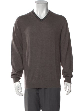 Neiman Marcus Cashmere V-Neck Pullover