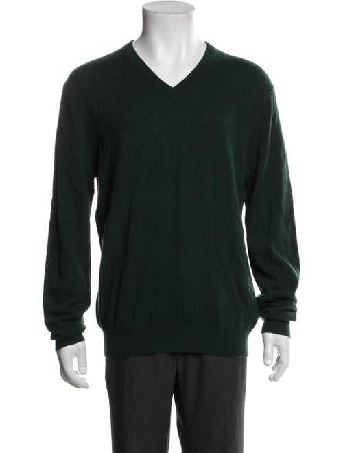 Neiman Marcus Cashmere V-Neck Pullover