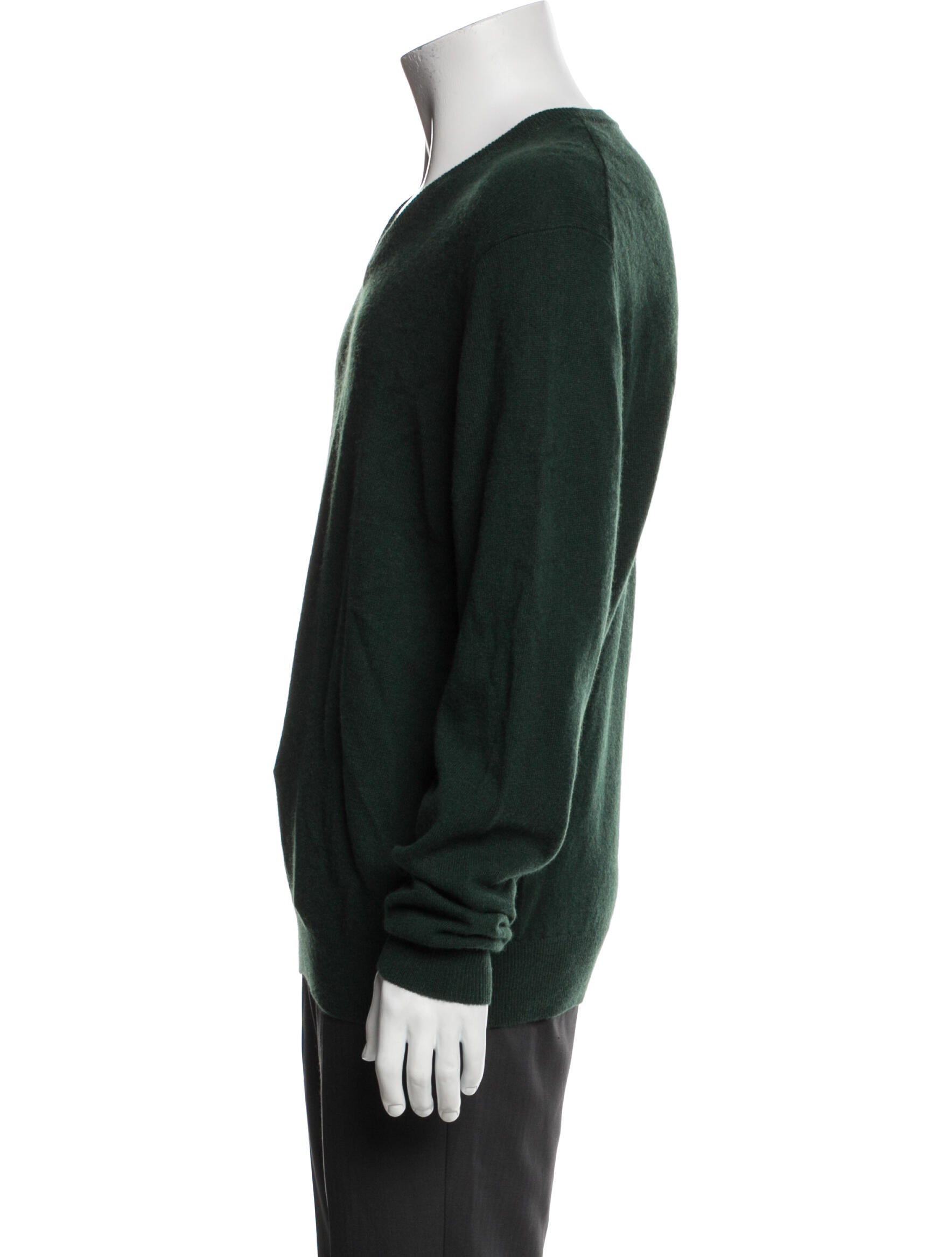 Neiman Marcus Cashmere V-Neck Pullover