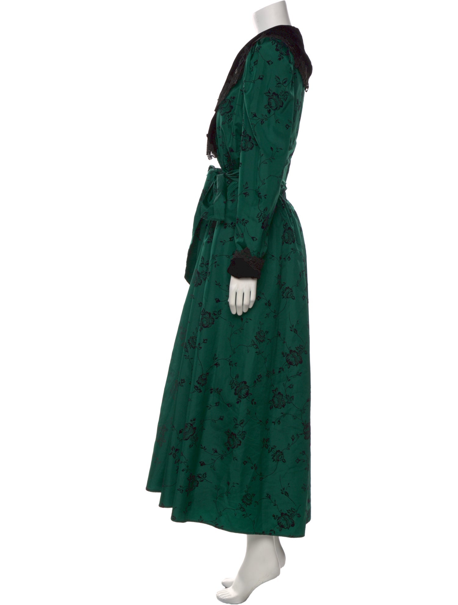 Neiman Marcus Floral Print Long Dress