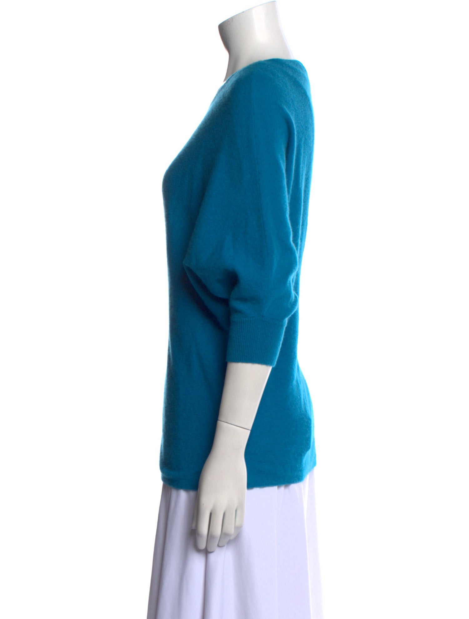Neiman Marcus Cashmere Scoop Neck Sweater