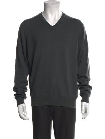 Neiman Marcus Cashmere V-Neck Pullover