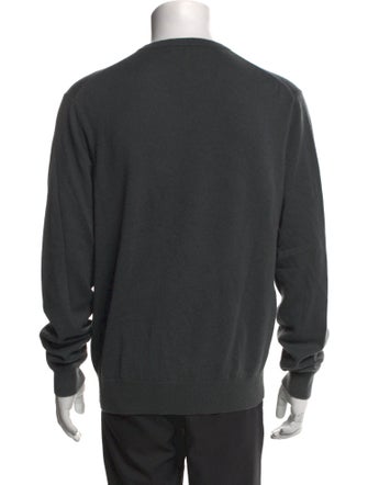Neiman Marcus Cashmere V-Neck Pullover