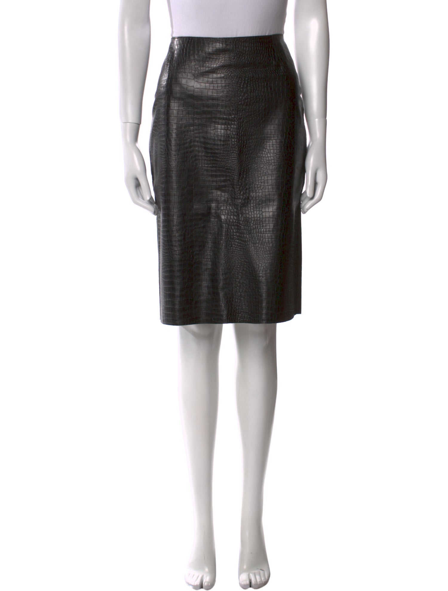 Neiman Marcus Calf Leather Knee-Length Skirt