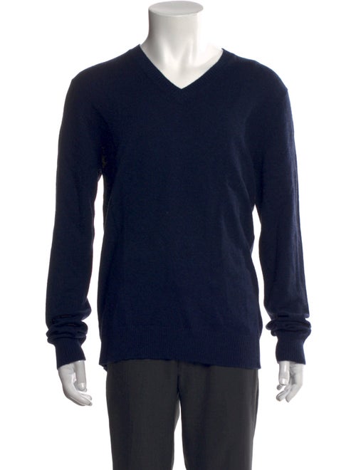 Neiman Marcus Cashmere V-Neck Pullover