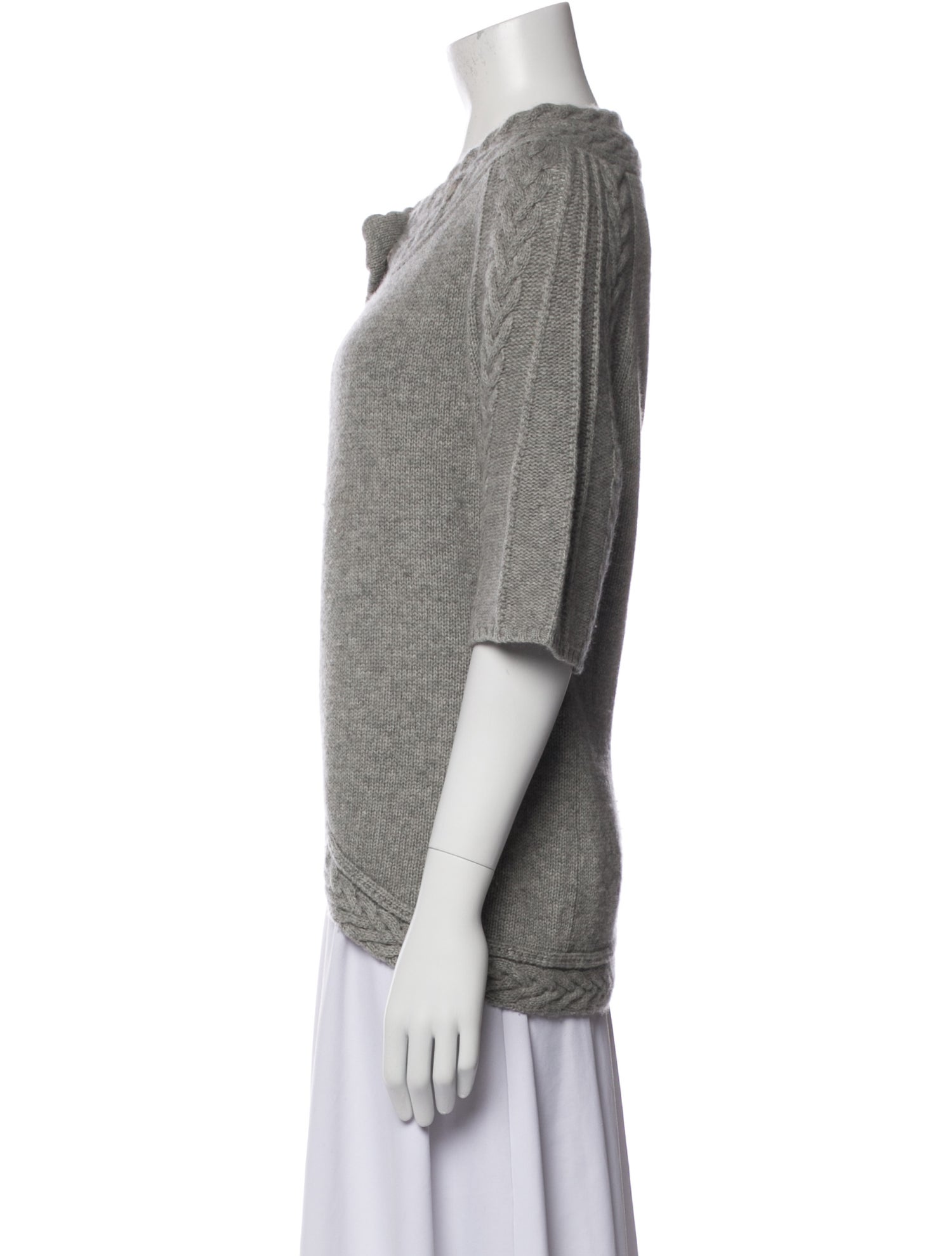 Neiman Marcus Cashmere Scoop Neck Sweater