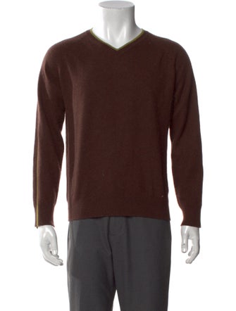 Neiman Marcus Cashmere V-Neck Pullover
