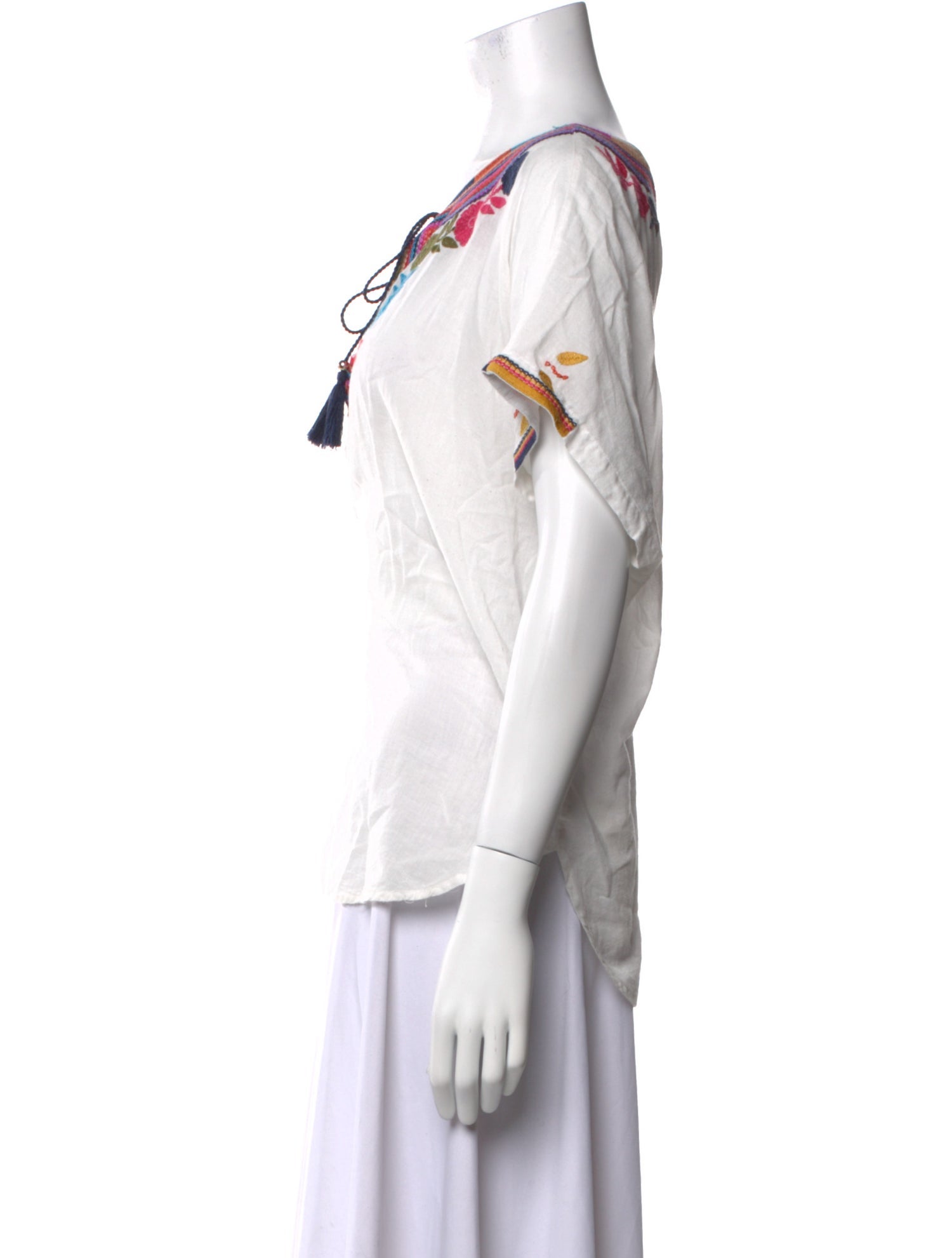 Neiman Marcus Patterned Scoop Neck T-Shirt