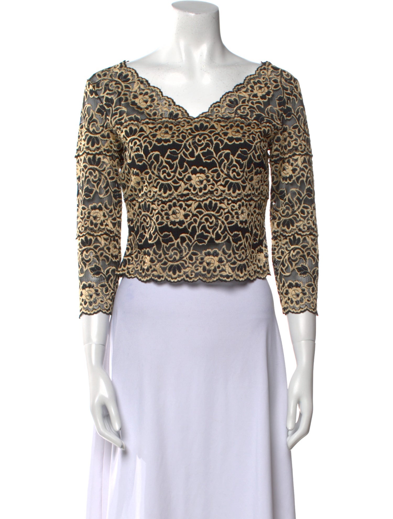 Neiman Marcus Printed V-Neck Crop Top