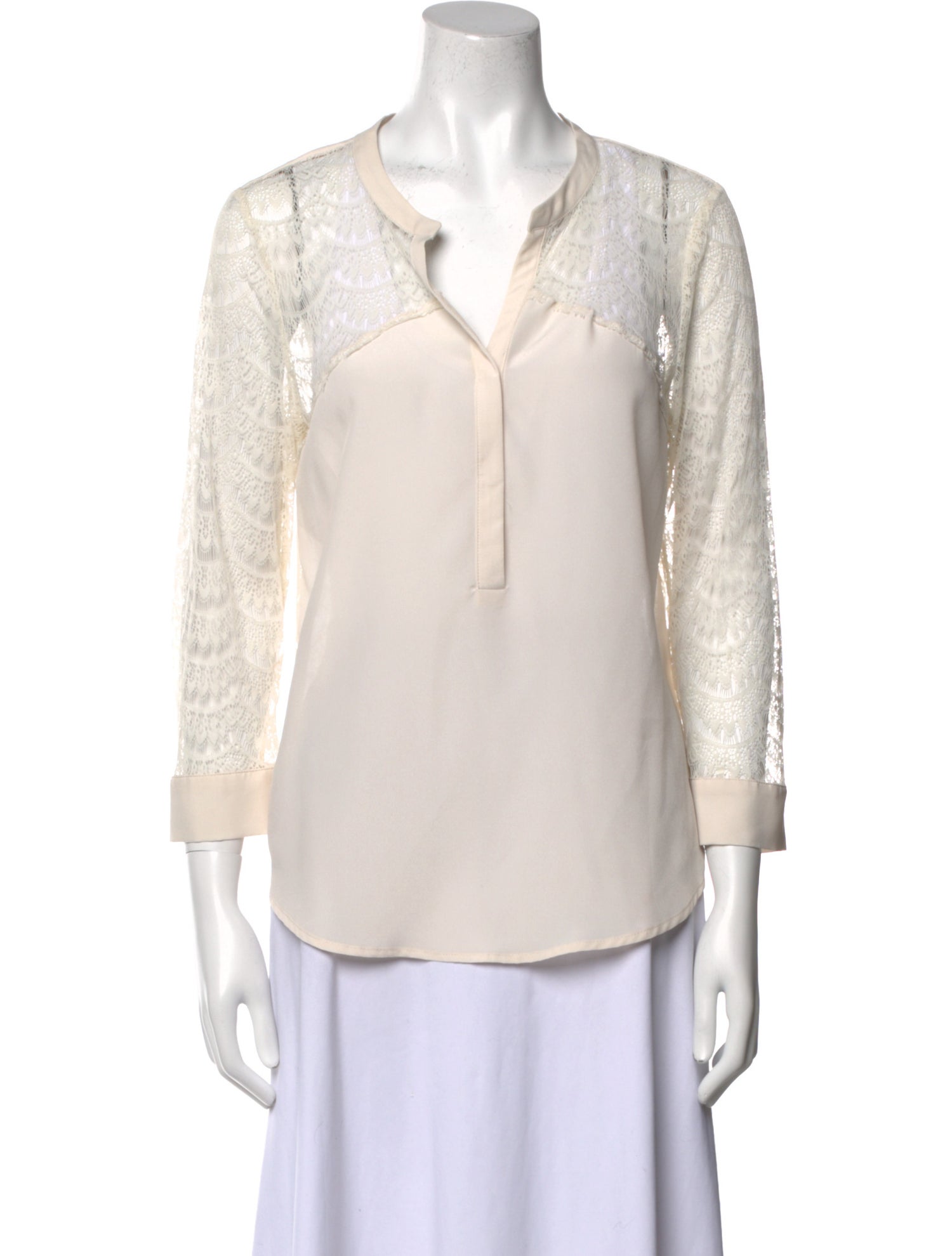 Neiman Marcus V-Neck Three-Quarter Sleeve Blouse