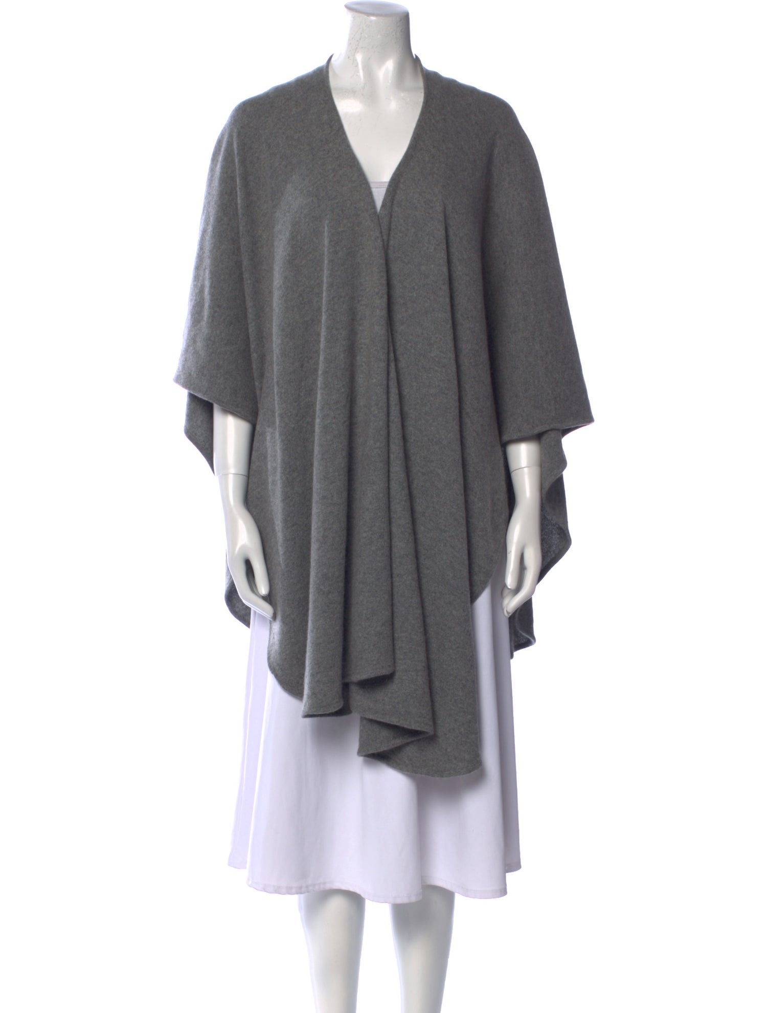 Neiman Marcus Cashmere V-Neck Sweater