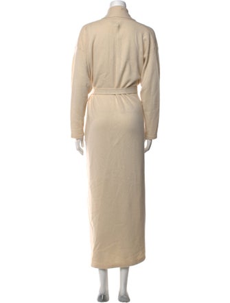 Neiman Marcus Cashmere V-Neck Sweater