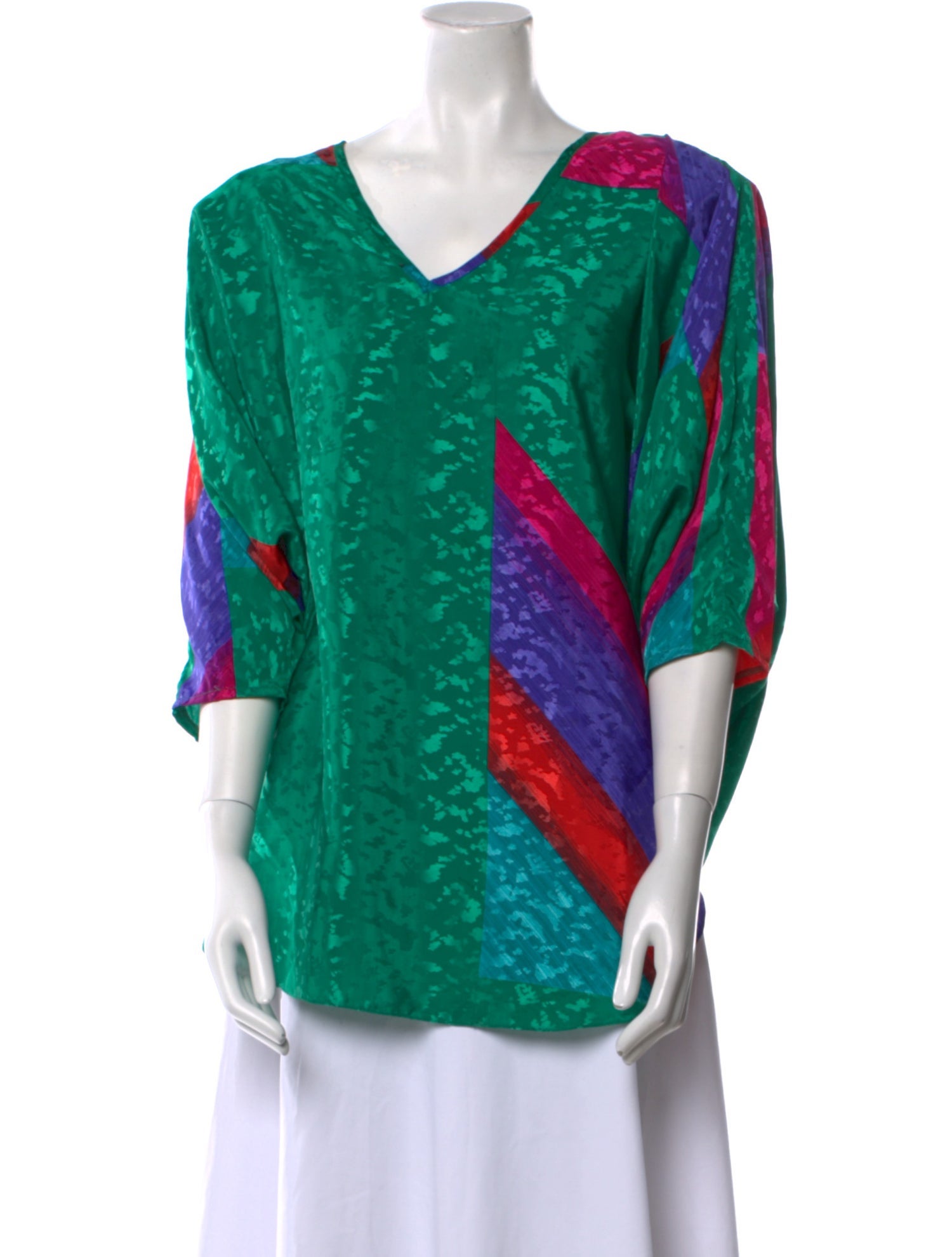 Neiman Marcus Printed V-Neck Tunic