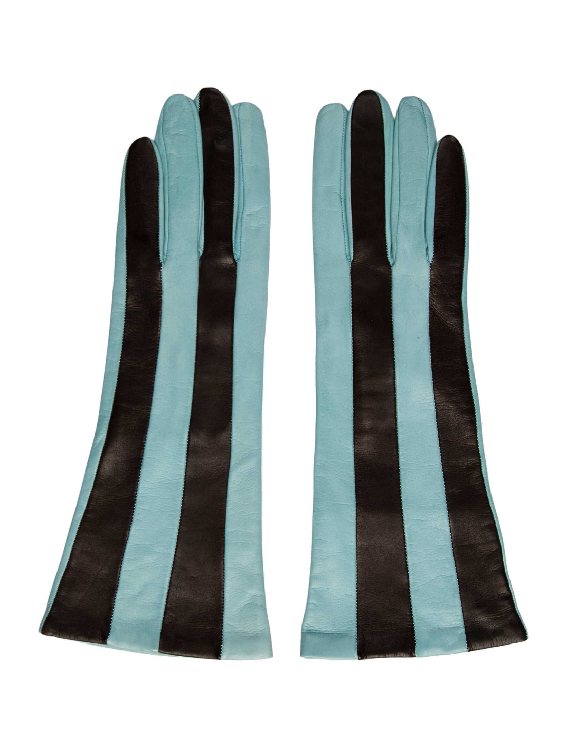 Neiman Marcus Printed Winter Gloves