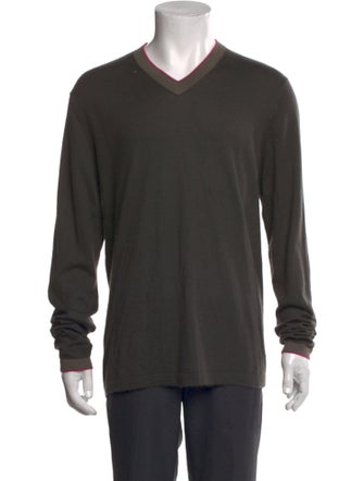Neiman Marcus Cashmere V-Neck Pullover