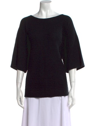 Neiman Marcus Cashmere Scoop Neck Sweater
