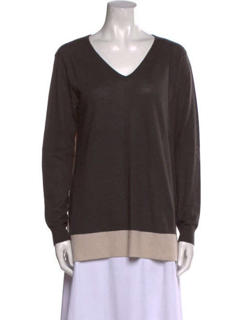 Neiman Marcus Cashmere V-Neck Sweater