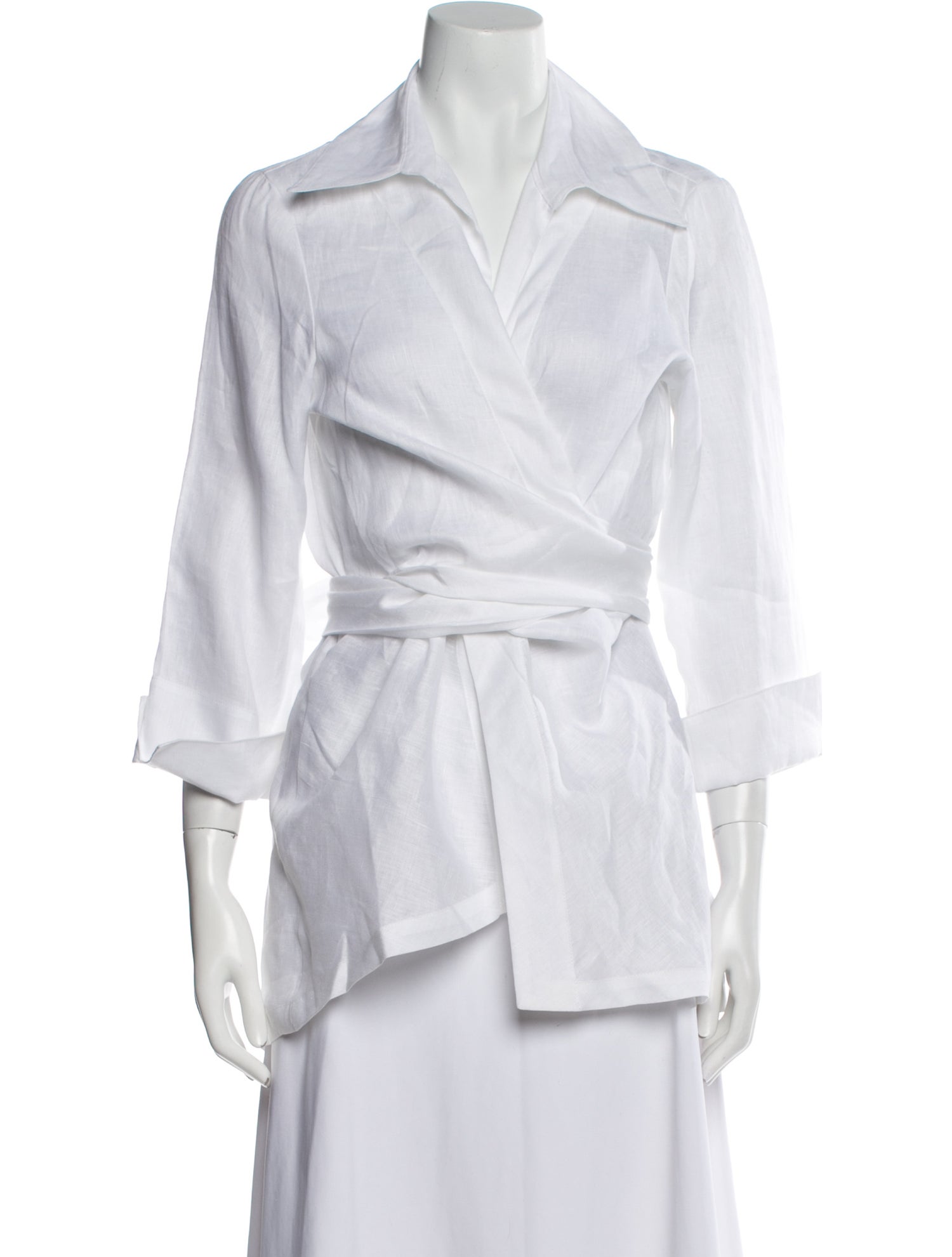 Neiman Marcus Linen Three-Quarter Sleeve Button-Up Top