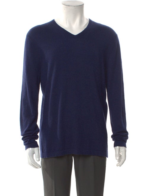 Neiman Marcus Cashmere V-Neck Pullover