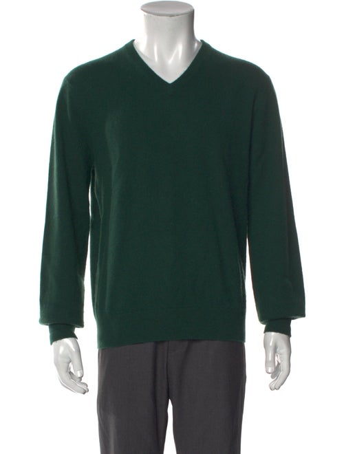 Neiman Marcus Cashmere V-Neck Pullover