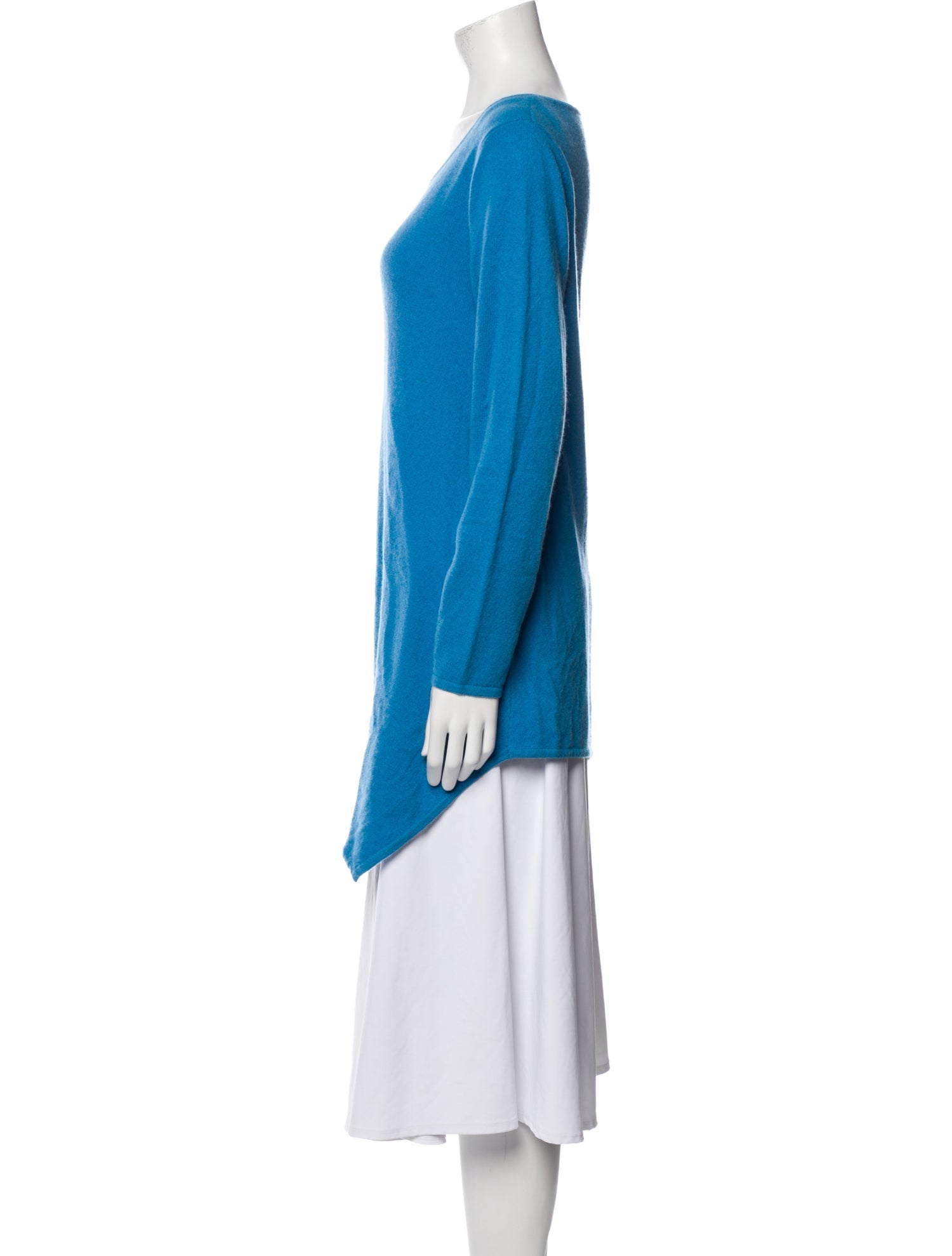 Neiman Marcus Cashmere Scoop Neck Sweater