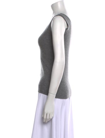 Neiman Marcus Cashmere Scoop Neck Sweater