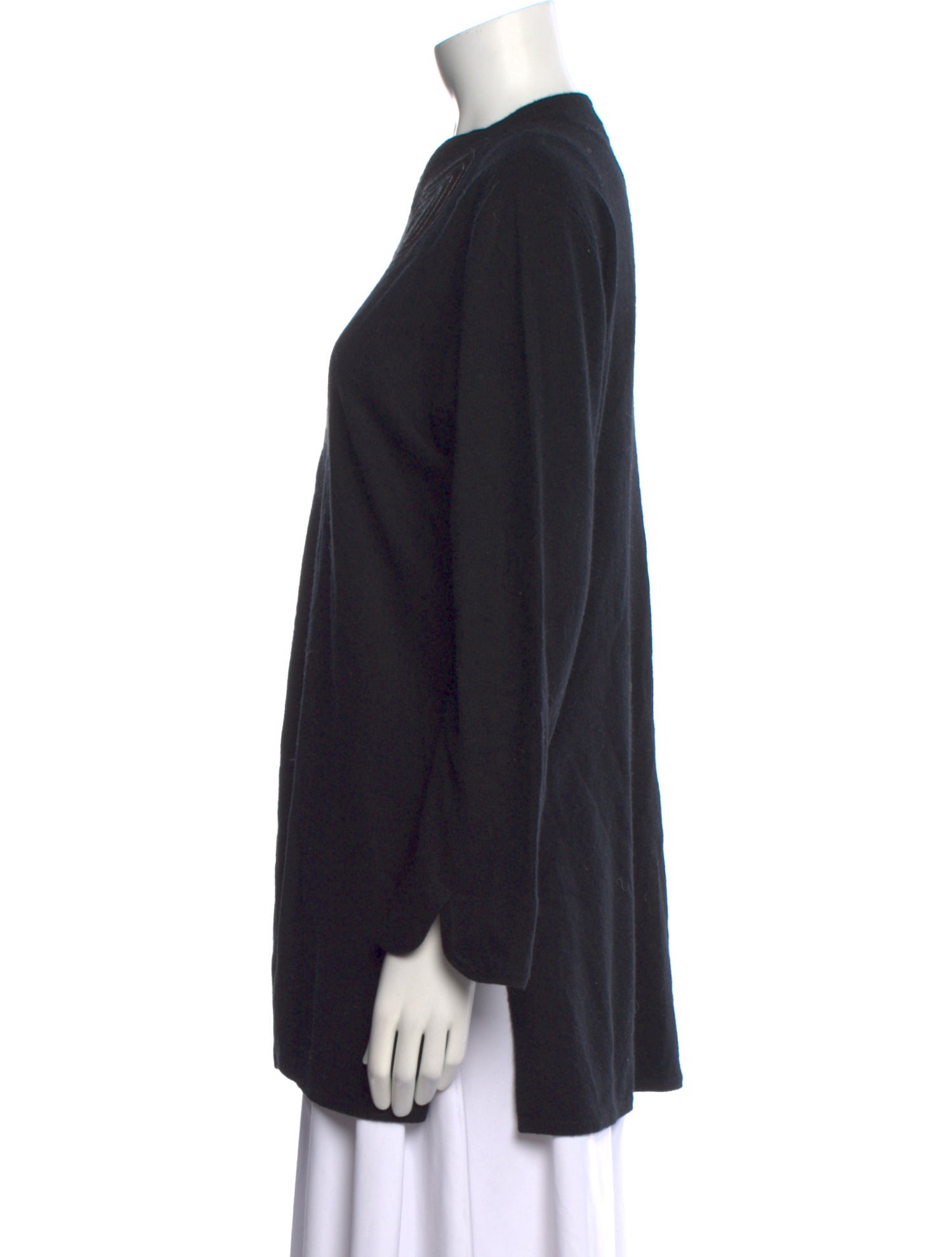 Neiman Marcus Cashmere V-Neck Sweater