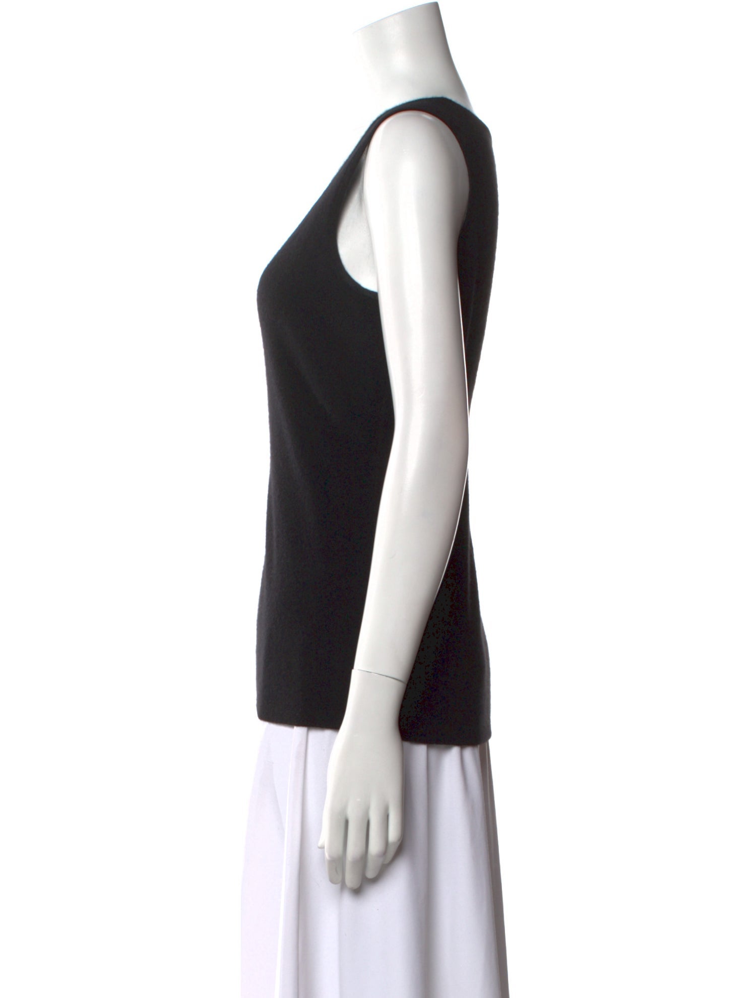 Neiman Marcus Cashmere Scoop Neck Sweater