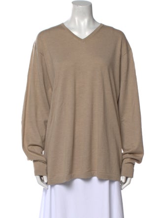 Neiman Marcus Cashmere V-Neck Sweater