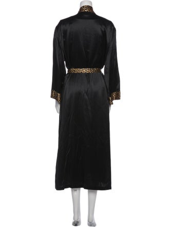 Neiman Marcus Silk Printed Robe