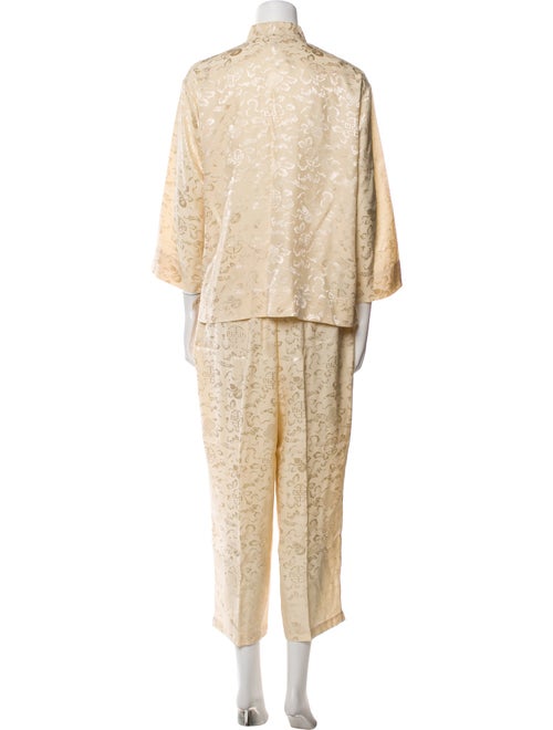 Neiman Marcus Silk Printed Lounge Set