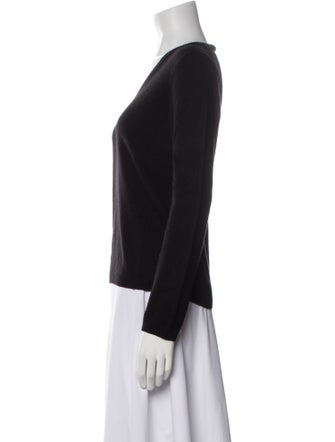 Neiman Marcus Cashmere V-Neck Sweater