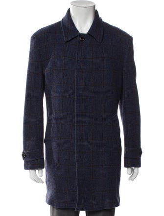 Neiman Marcus Virgin Wool Houndstooth Print Overcoat