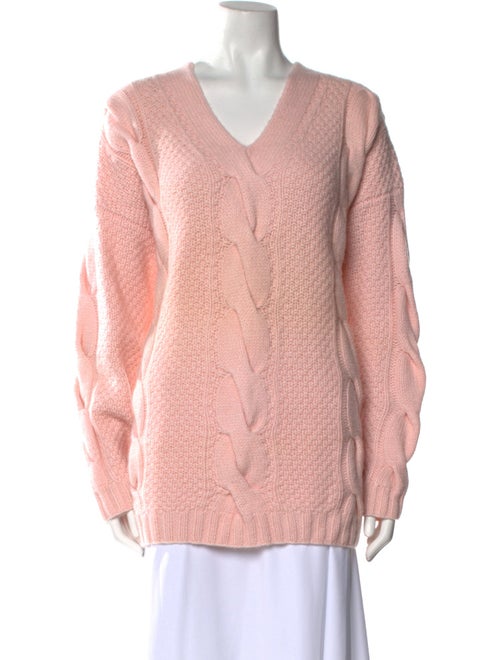Neiman Marcus Cashmere V-Neck Sweater