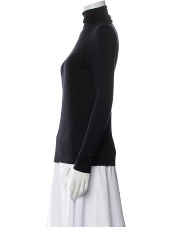 Neiman Marcus Cashmere Turtleneck Sweater