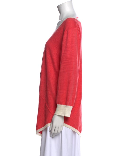 Neiman Marcus V-Neck Three-Quarter Sleeve Top