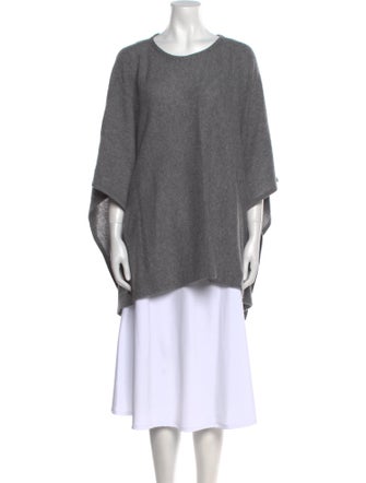 Neiman Marcus Cashmere Scoop Neck Sweater