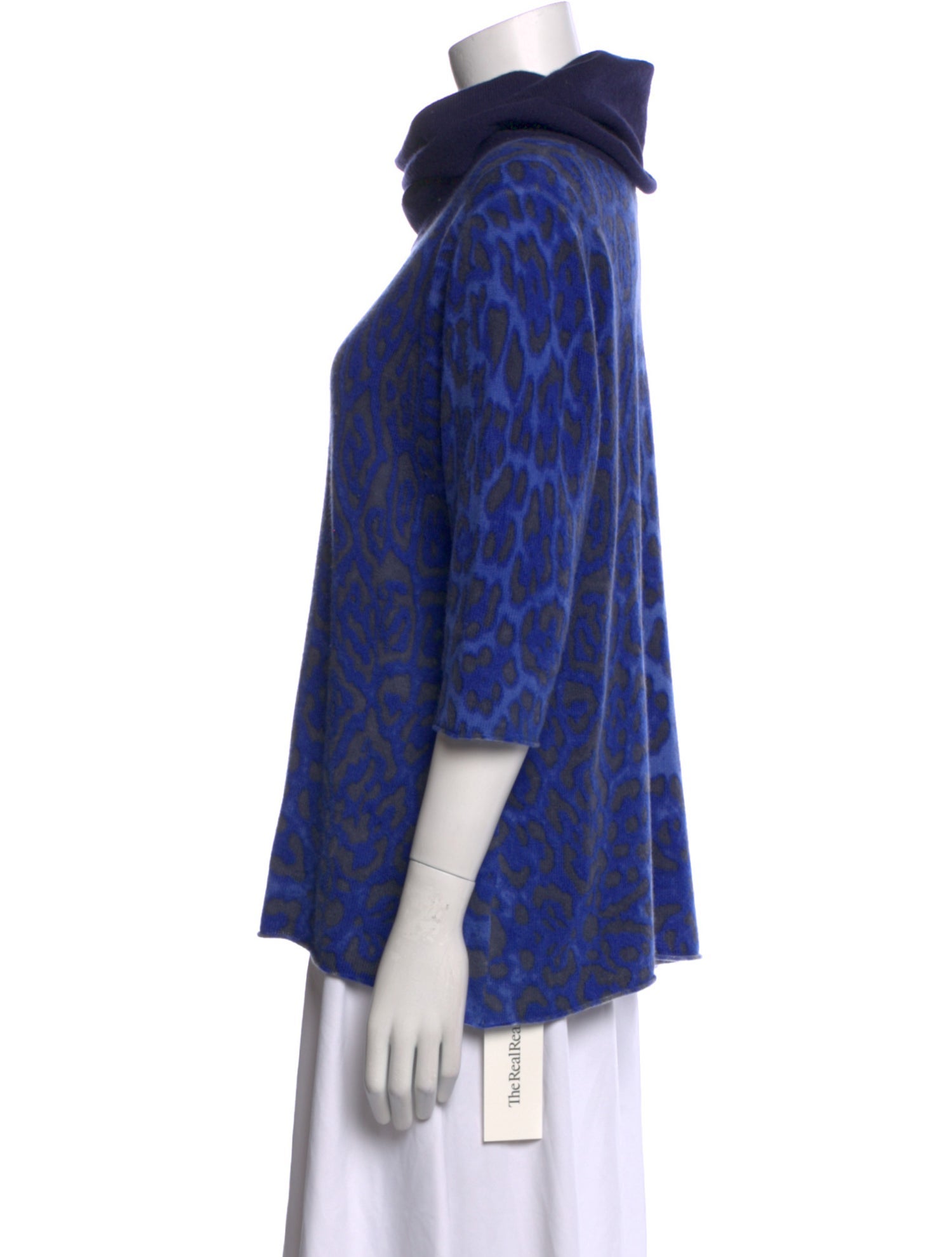 Neiman Marcus Cashmere Printed Sweater